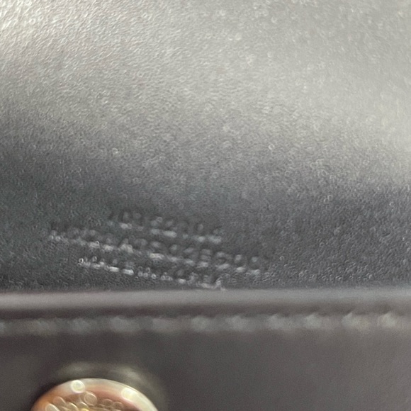 SALE HP! MCM AIRPODS CASE UNISEX - Picture 13 of 13